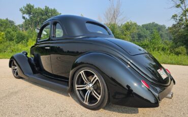 Ford-5-Window-1936-Coupe-3
