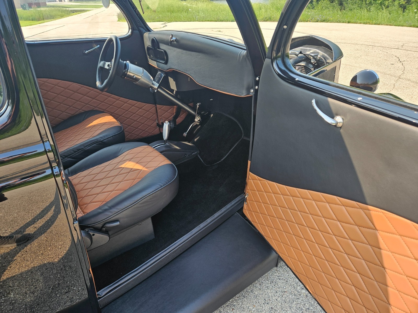 Ford-5-Window-1936-Coupe-39
