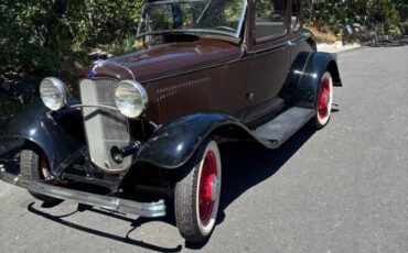 Ford-5-window-1932-brown