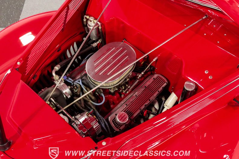 Ford-5-window-1937-Red-White-40