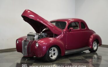 Ford-5-window-1940-Red-White-1
