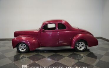 Ford-5-window-1940-Red-White-11