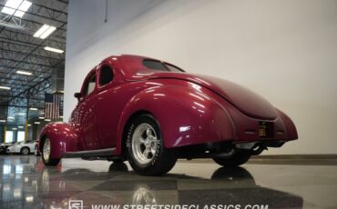 Ford-5-window-1940-Red-White-12
