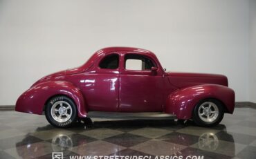 Ford-5-window-1940-Red-White-19