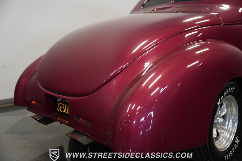 Ford-5-window-1940-Red-White-20