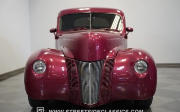 Ford-5-window-1940-Red-White-26