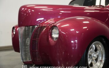 Ford-5-window-1940-Red-White-28