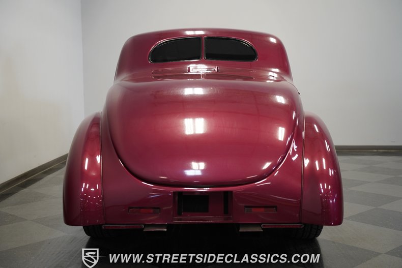 Ford-5-window-1940-Red-White-31