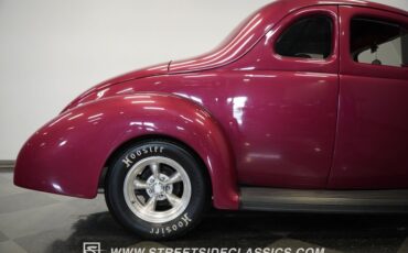 Ford-5-window-1940-Red-White-33