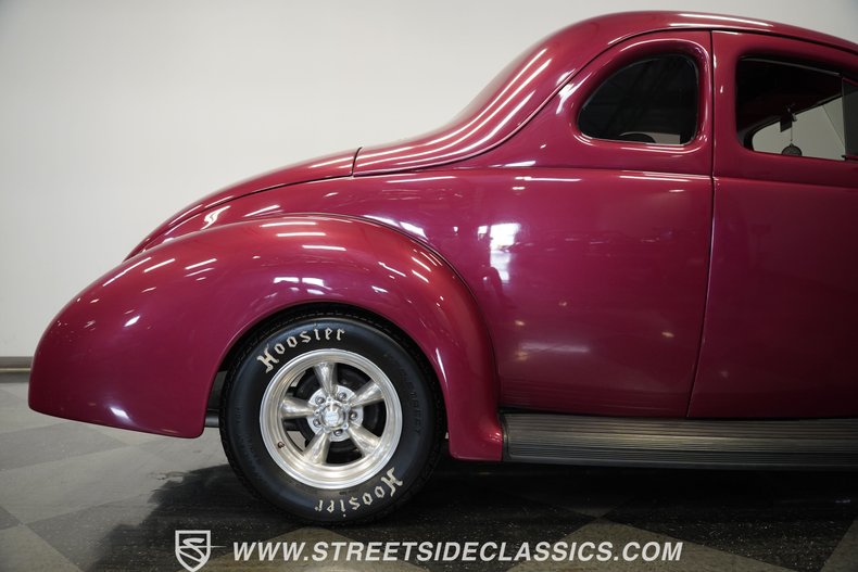 Ford-5-window-1940-Red-White-33