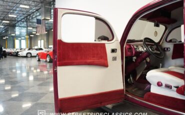 Ford-5-window-1940-Red-White-35