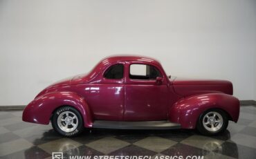Ford-5-window-1940-Red-White