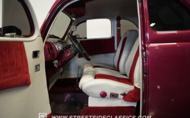 Ford-5-window-1940-Red-White-5