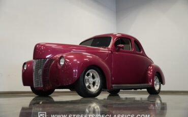 Ford-5-window-1940-Red-White-7