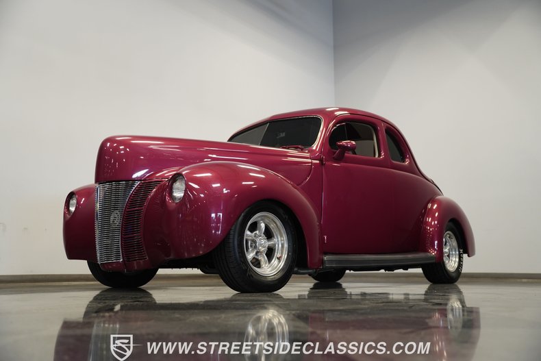 Ford-5-window-1940-Red-White-7