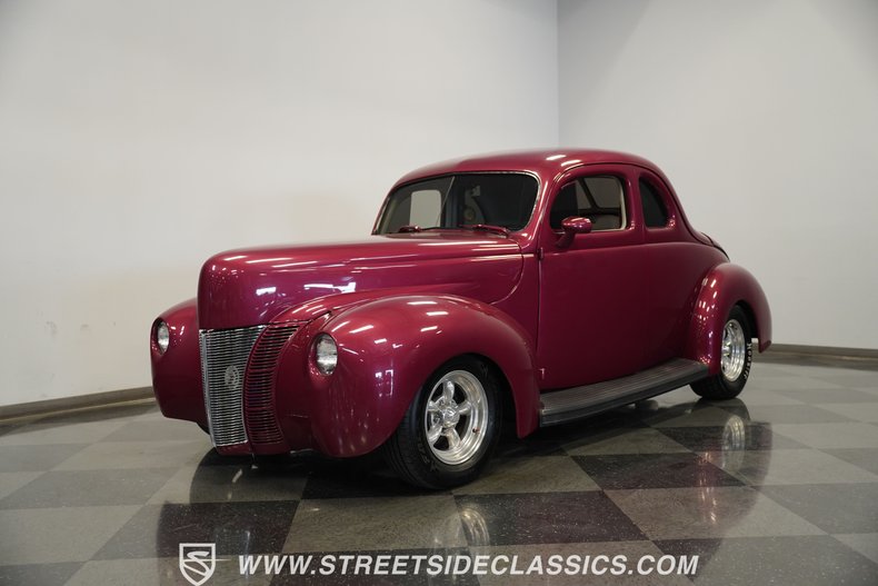 Ford-5-window-1940-Red-White-8