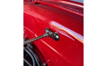 Ford-5-window-coupe-1930-Red-Brown-18