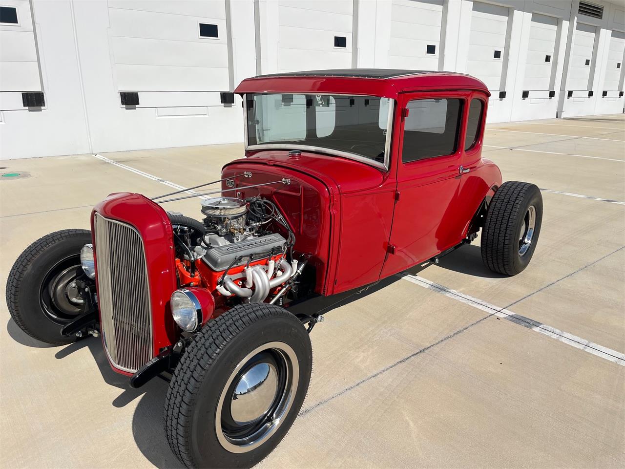 Ford-5-window-coupe-1930-Red-Brown-7