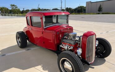 Ford-5-window-coupe-1930-Red-Brown-9