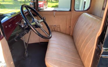 Ford-5-window-coupe-1931-Black-Tan-5