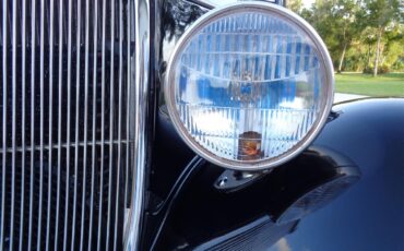 Ford-5-window-coupe-1933-BLACK-RED-21
