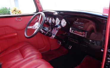 Ford-5-window-coupe-1933-BLACK-RED-30