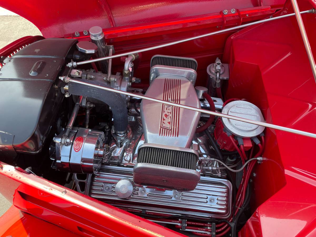 Ford-5-window-coupe-1934-red-10