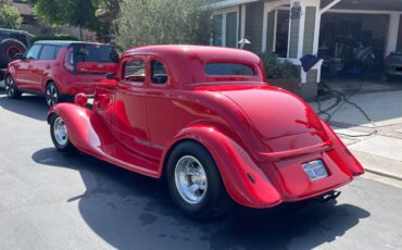 Ford-5-window-coupe-1934-red-17