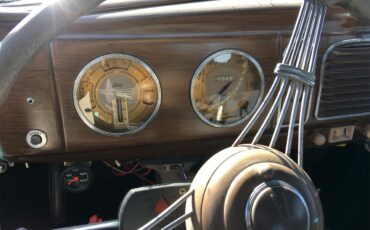 Ford-5-window-coupe-1938-Blue-Tan-4