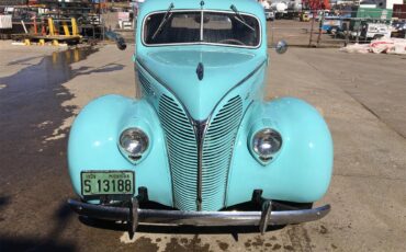 Ford-5-window-coupe-1938-Blue-Tan-5
