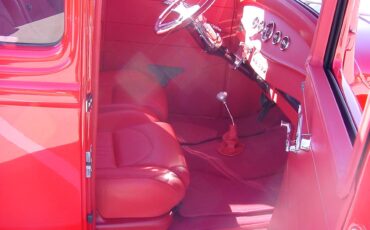 Ford-5-window-deluxe-coupe-1932-PULL-ME-OVER-RED-Deep-Red-6