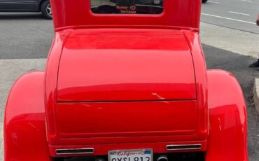 Ford-5-windows-1931-red-3