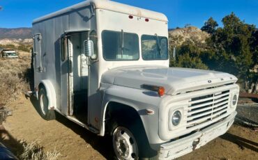 Ford-600-1973-12