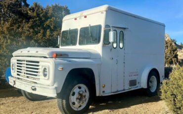 Ford-600-1973