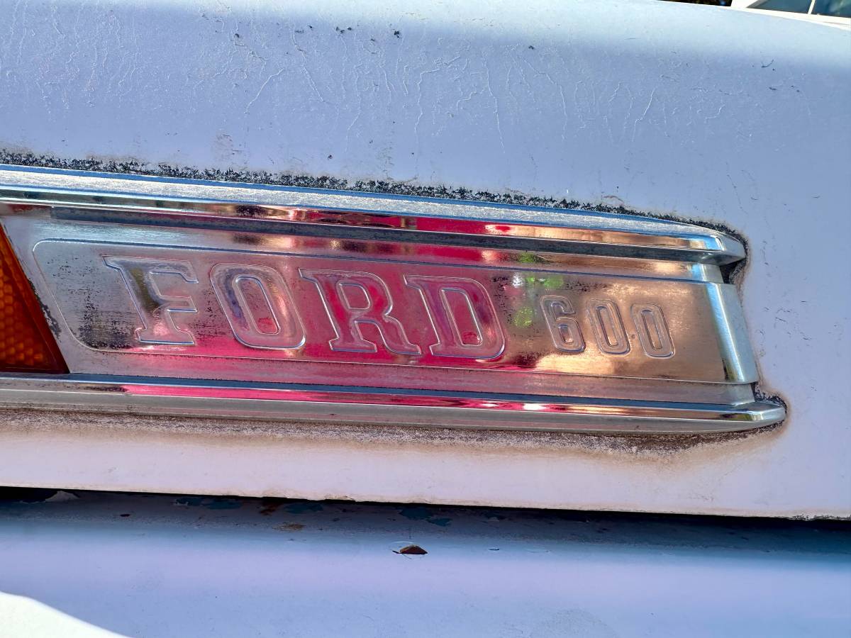 Ford-600-1973-6