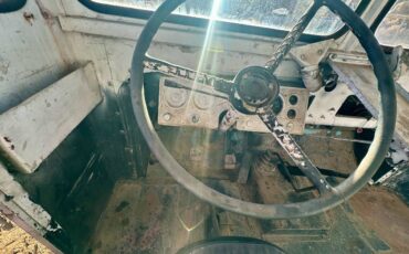 Ford-600-1973-8