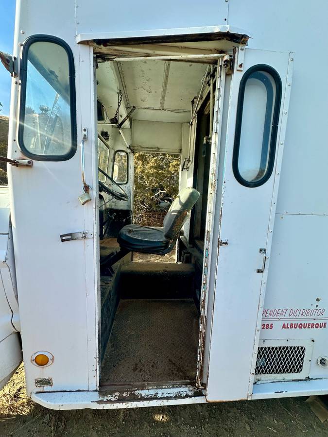 Ford-600-1973-9