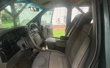Ford-Aerostar-1995-7