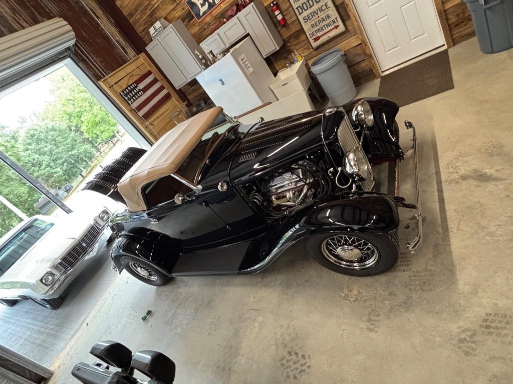 Ford-All-steel-roadsterair-condition-tube-chassis-re-1932-Roadster-14