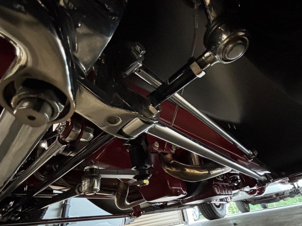 Ford-All-steel-roadsterair-condition-tube-chassis-re-1932-Roadster-28