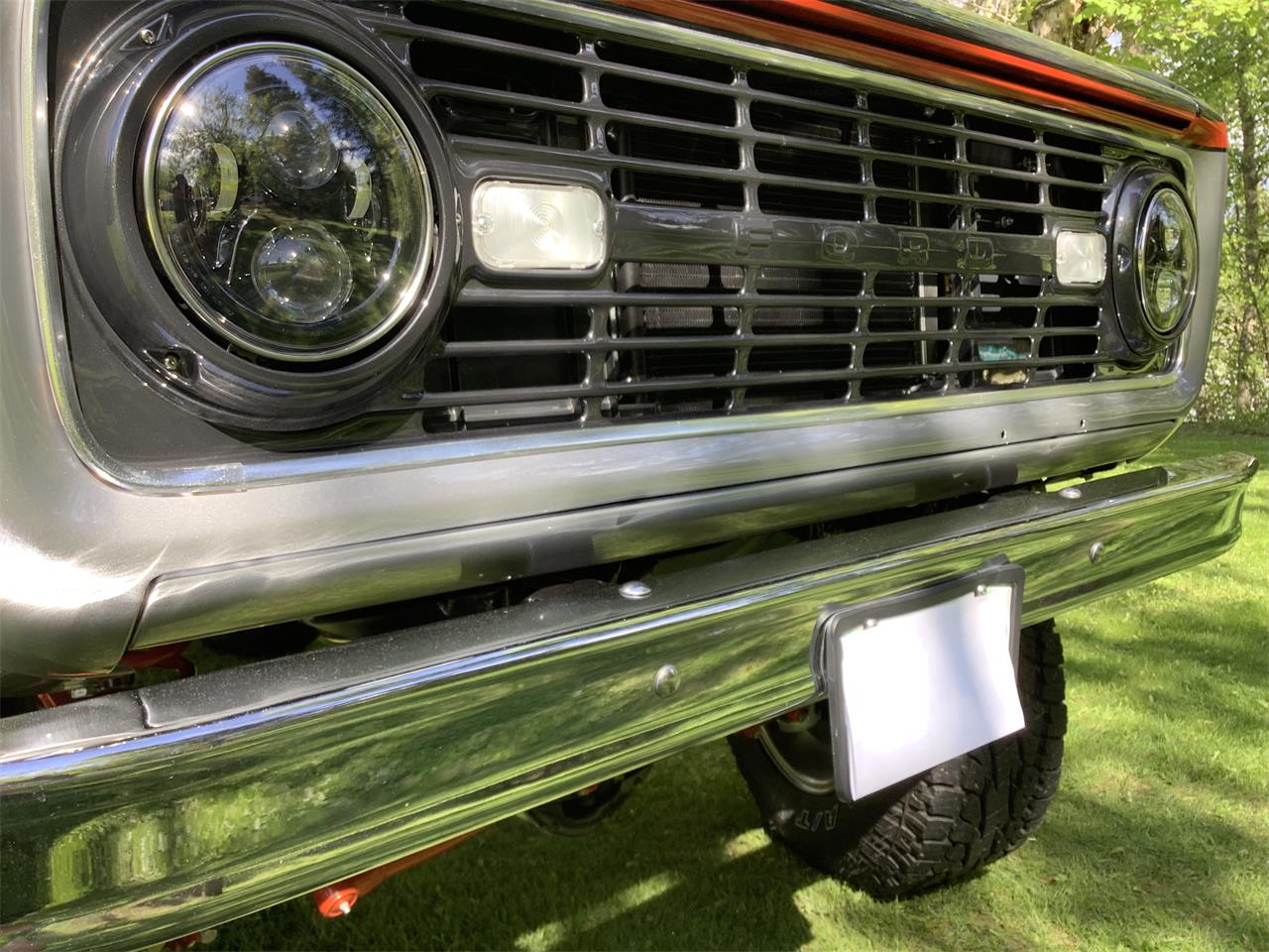 Ford-Bronco-1966-Black-15