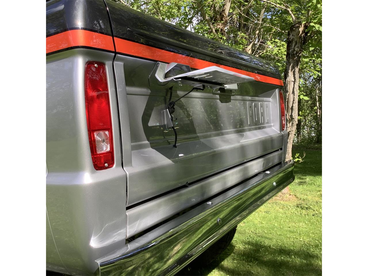 Ford-Bronco-1966-Black-21