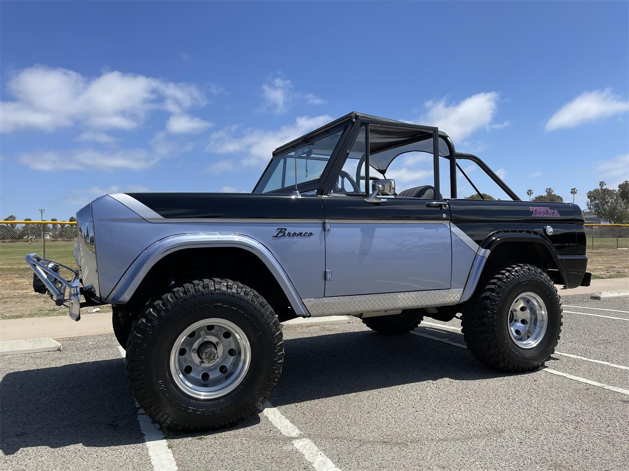 Ford-Bronco-1966-Blue-Silver-Black-Blue-Grey-1