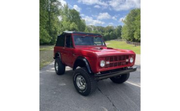 Ford-Bronco-1966-Ford-Red-Black-13
