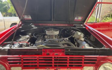 Ford-Bronco-1966-Ford-Red-Black-5