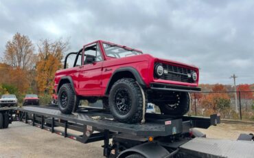Ford-Bronco-1966-Red-Black-6