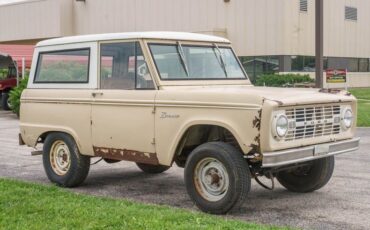 Ford-Bronco-1966-Sahara-Beige-exterio-Tan-3