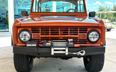 Ford-Bronco-1967-SUV-1