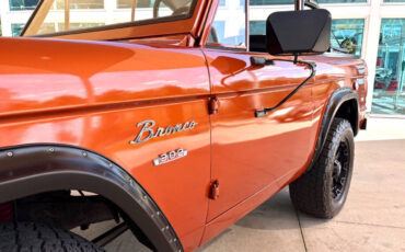 Ford-Bronco-1967-SUV-11