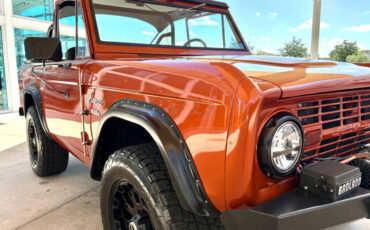 Ford-Bronco-1967-SUV-17